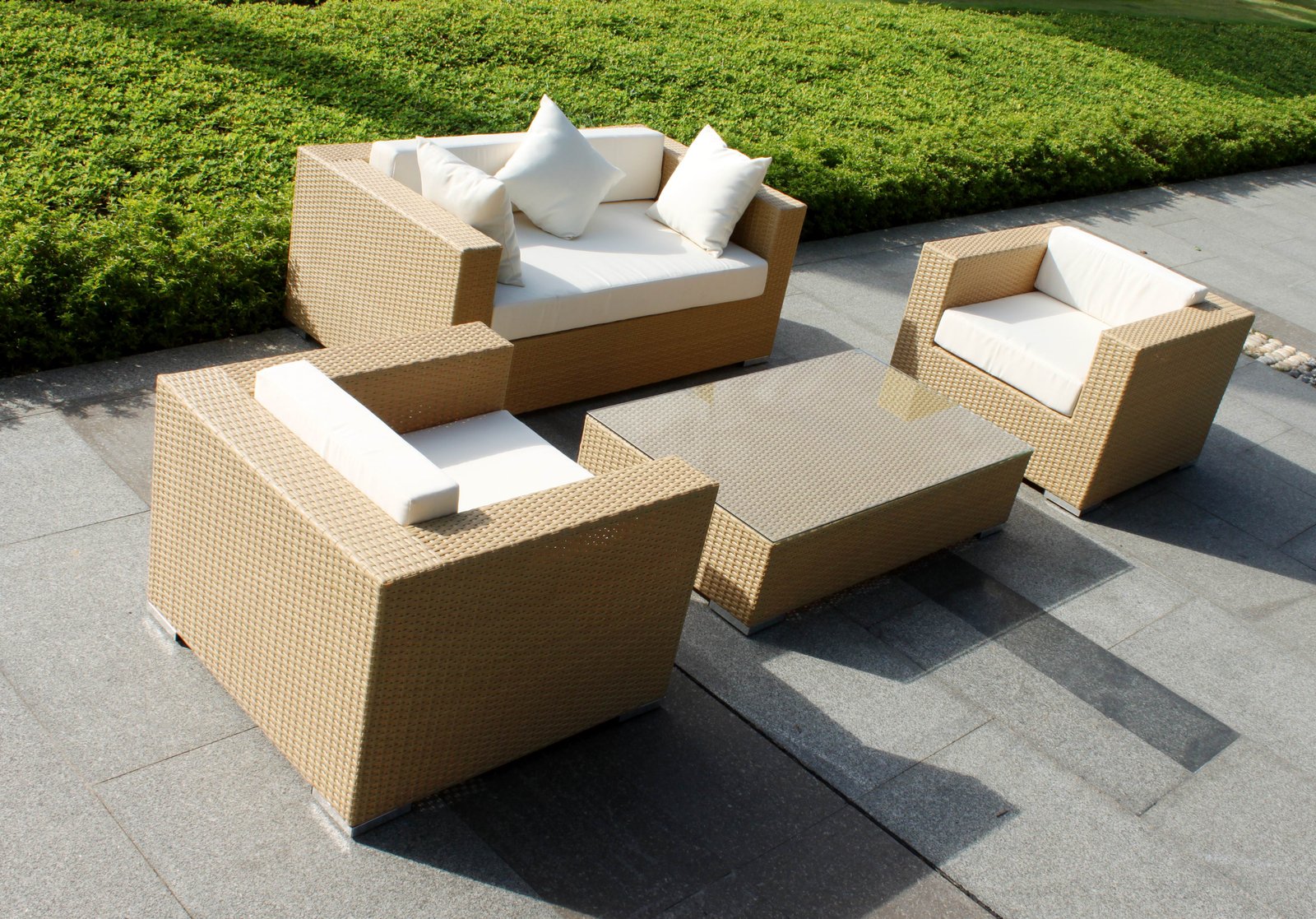 Garden Umbrella Manufacturers in India: How to Choose